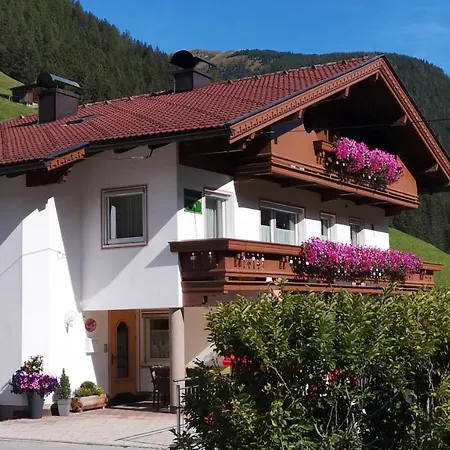 Ferienwohnung Alpenheim Tux Exterior photo